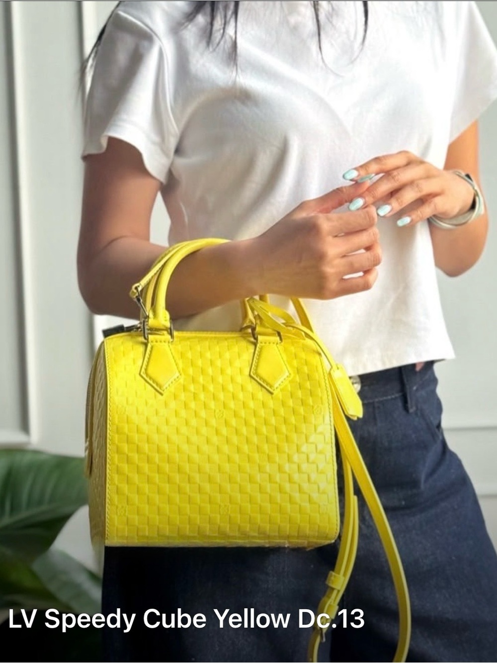 ๊งเผโฌ๐ก๐ฎ๐ผ๐ฎ๐ป๐ฟ๐ฎ๐ญโฌเผ๊ง
Please do not purchase!
Louis Vuitton Yellow Speedy Cube - Picture 2 of 2